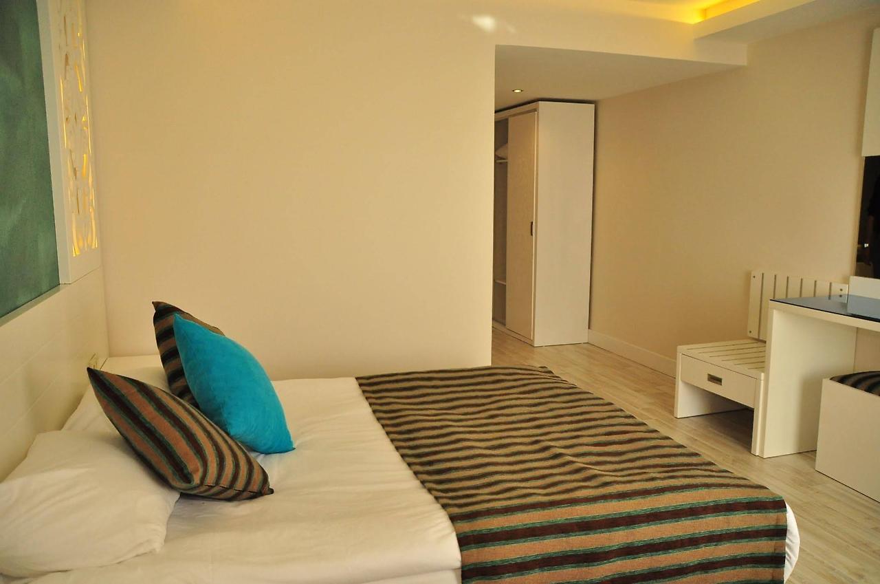 ออรา บูทิก โฮเต็ล Hotel ซีเด ภายนอก รูปภาพ