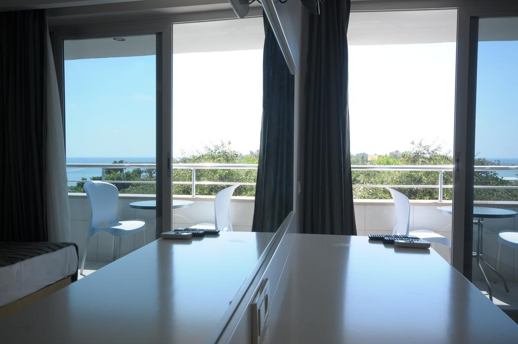 ออรา บูทิก โฮเต็ล Hotel ซีเด ภายนอก รูปภาพ